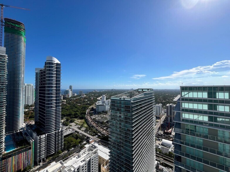 Building Photo - 1100 S Miami Ave