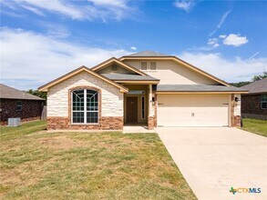 Building Photo - 2707 Montague County Dr