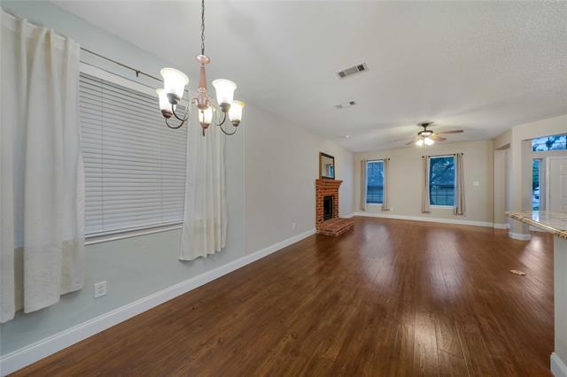 Building Photo - 8500 Timber Crest Ct