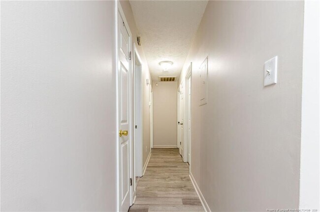 Building Photo - 6449 Rutherglen Dr