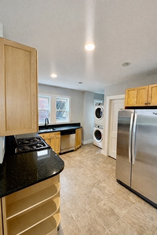 Building Photo - 58 Saxton St