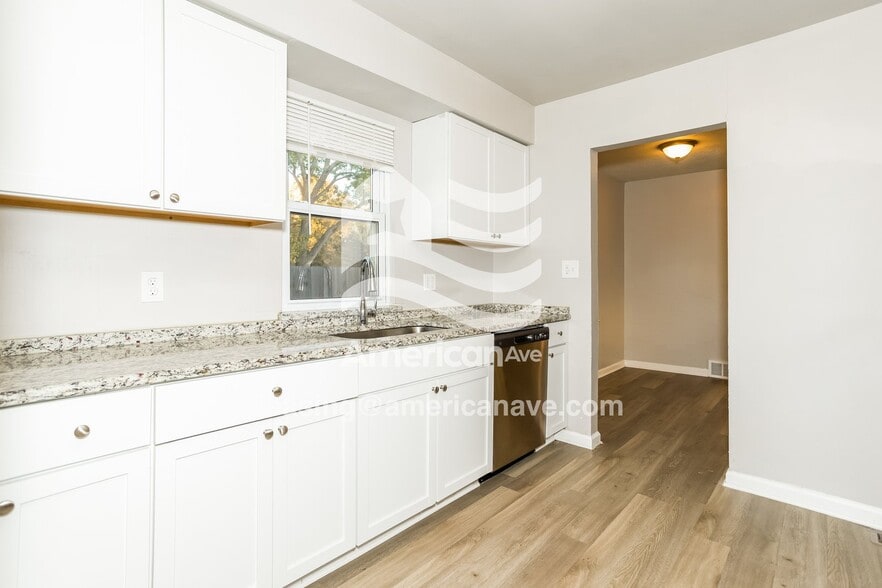 Building Photo - 34048 Rhonswood St