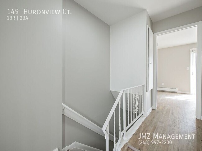 Building Photo - 149 Huronview Ct