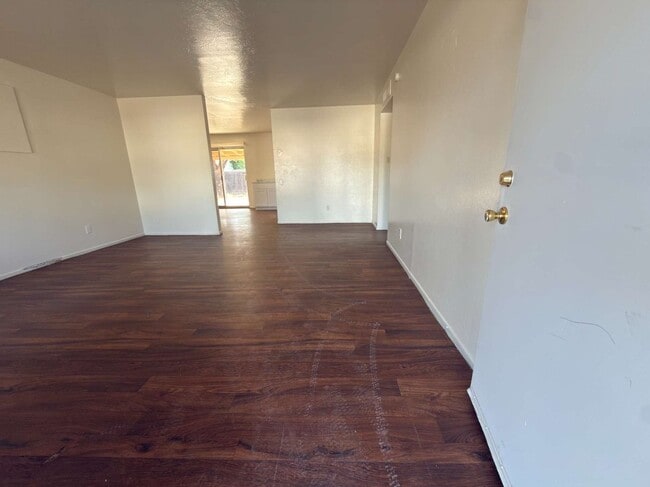 Building Photo - 7010 N 34th Ave