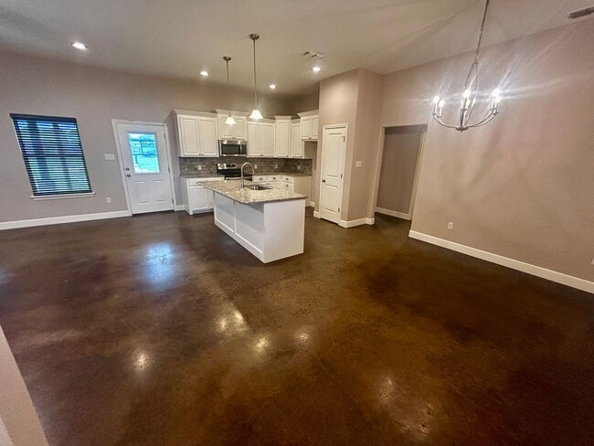 Building Photo - 357 Hog Eye Rd