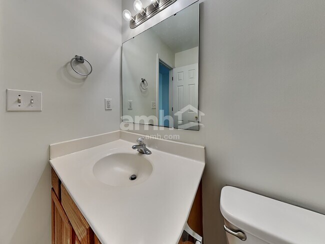 Building Photo - 8120 Nikki Cole Dr
