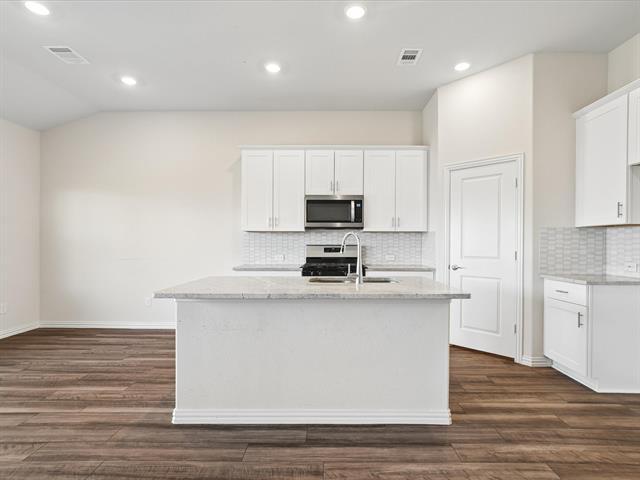 Building Photo - 10529 Tuxinaw Trl