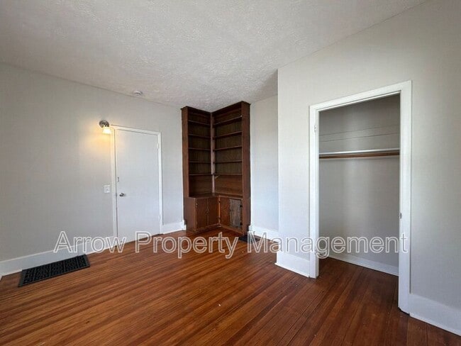 Building Photo - 2068 S 18th St