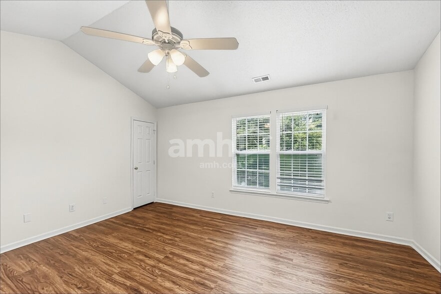 Building Photo - 3012 Wyntree Ct