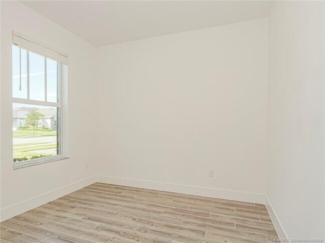 Building Photo - 11551 SW Viridian Blvd