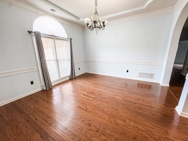 Building Photo - 10521 Red Stone Dr