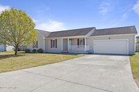 Building Photo - 217 Bennett Ln