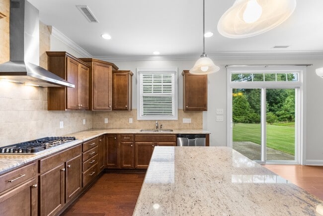 Building Photo - 1416 Sabino Dr
