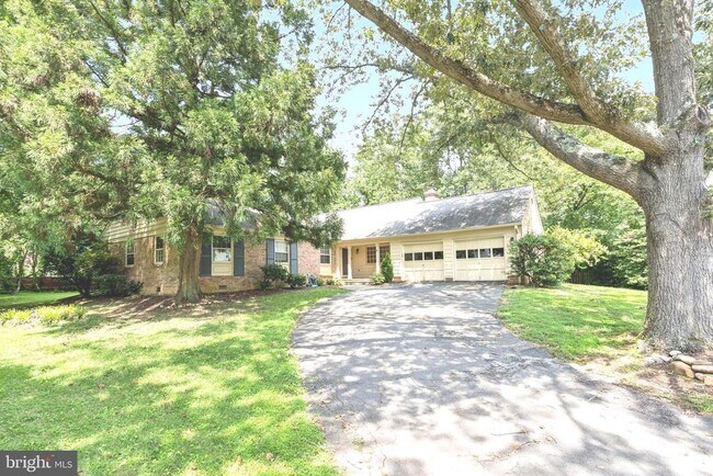 Primary Photo - 3714 Carriage House Ct