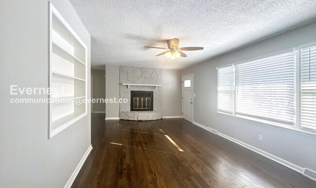 Building Photo - 11330 E 24th St S