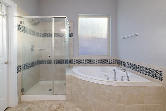 Building Photo - 3405 Eagle Ridge Ln