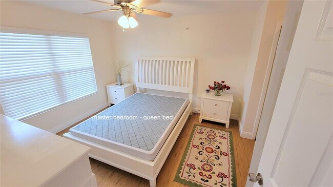 Building Photo - 5463 Vineland Rd