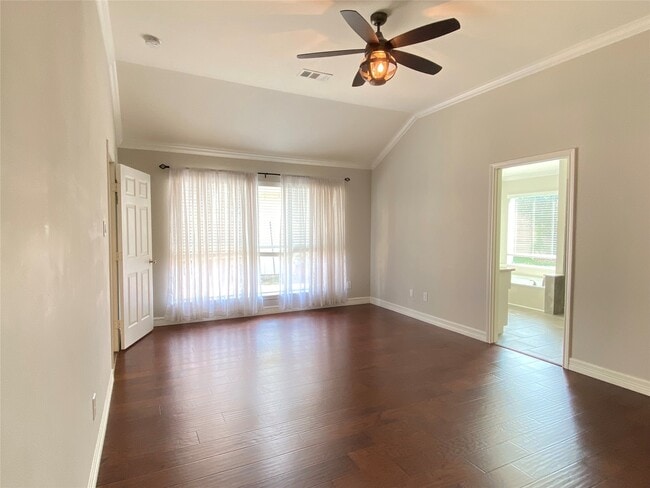 Building Photo - 2222 Alberton Ln