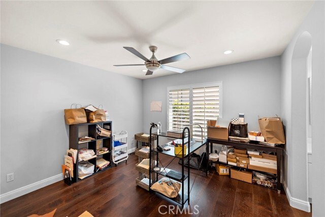 Building Photo - 28412 Via Mondano