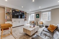 Building Photo - 1505 Elm St