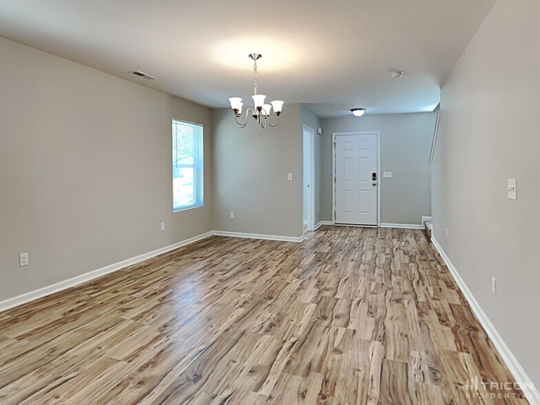 Building Photo - 95 Fleetwood Ct