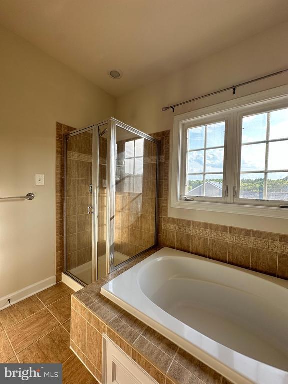 Building Photo - 12117 Pond Pine Dr