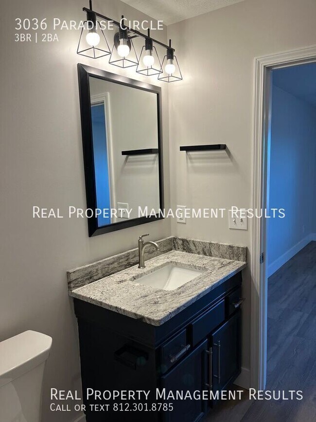 Building Photo - 3036 Paradise Circle