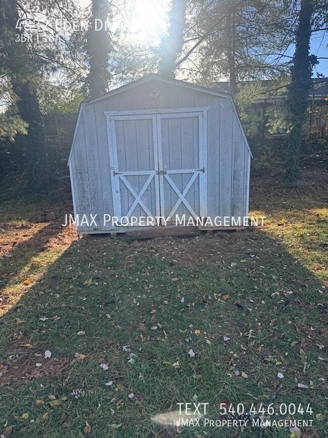 Building Photo - 4832 Eden Dr NW