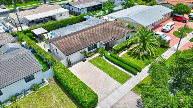 Building Photo - 9573 SW 57th St