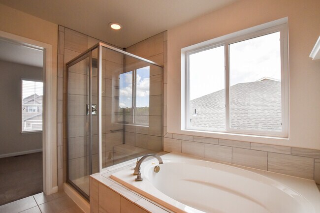 Building Photo - 9761 Beryl Dr