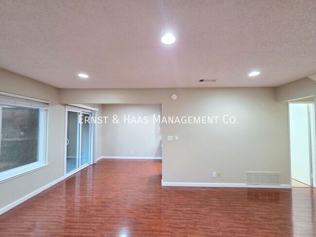 Building Photo - 16806 Sierra Vista Way