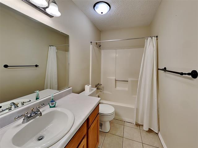 Building Photo - 3508 Jonquil Ln