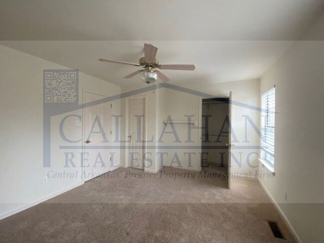 Building Photo - Sherwood 2 Bedroom Townhome
