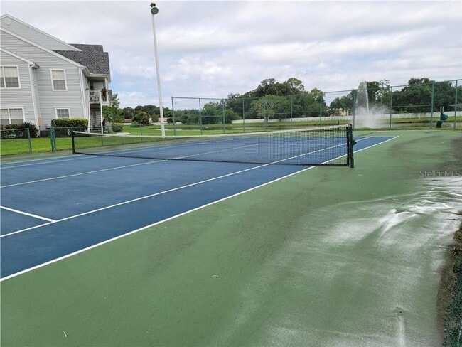 Building Photo - The Gables at Lakeside 2/2