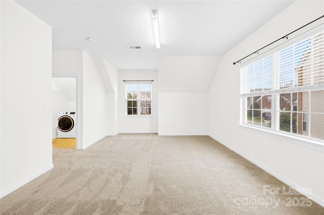 Building Photo - 10223 Kelso Ct