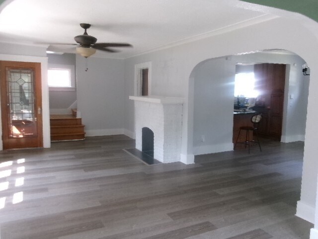 Building Photo - 653 Winona Blvd