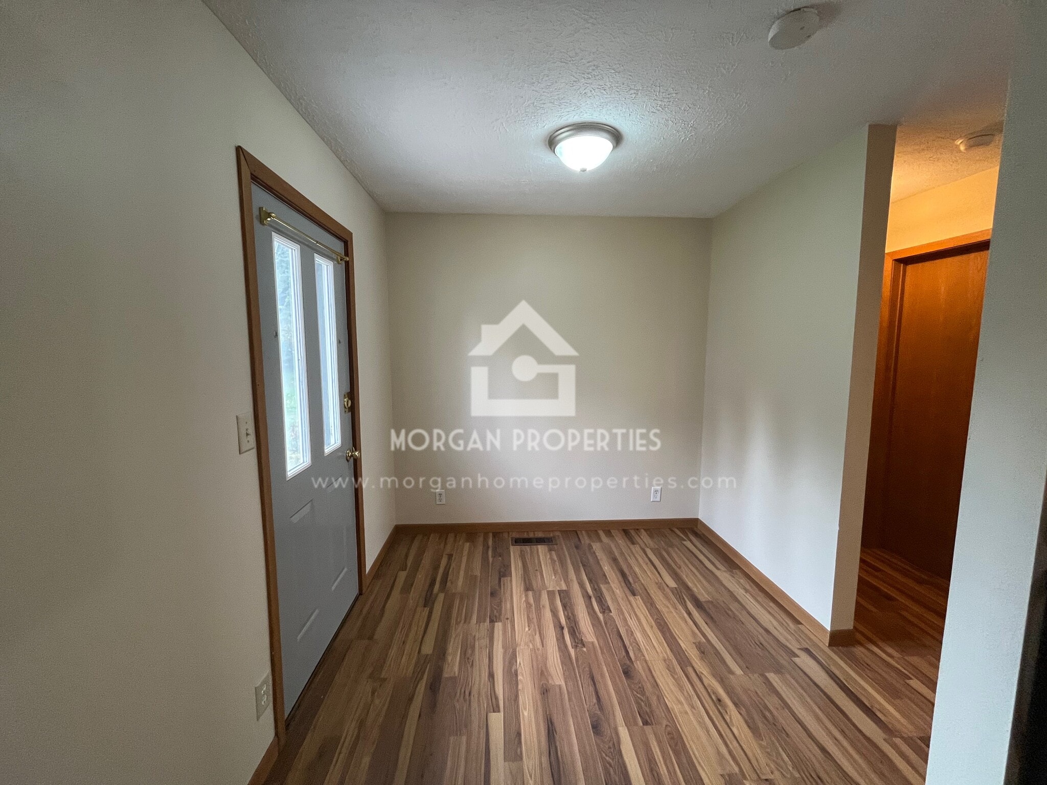 Building Photo - 320 Adams St