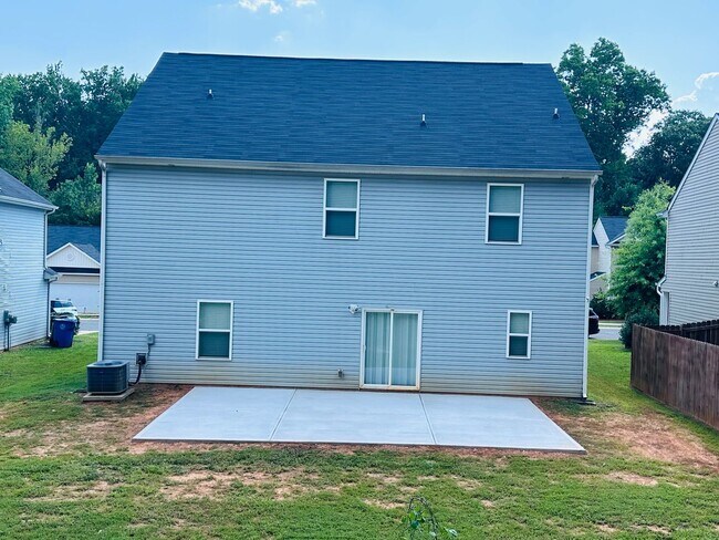 Building Photo - 912 Joselynn Drive