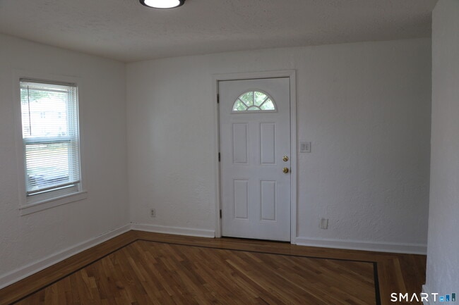 Building Photo - 264 Pearl Harbor St