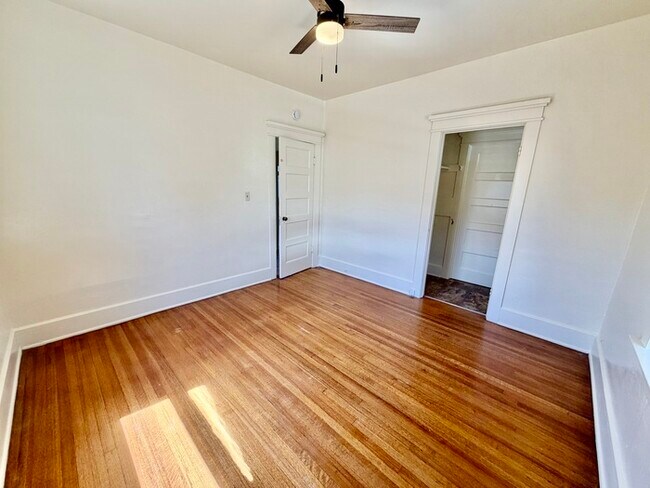 Building Photo - South Park Cottage Charm – 2BR/1BA with Bonus Room, Gated Yard & Garden Bed, Small Pets Welcome!