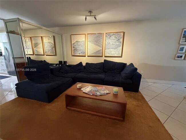 Building Photo - 6932 Crown Gate Dr