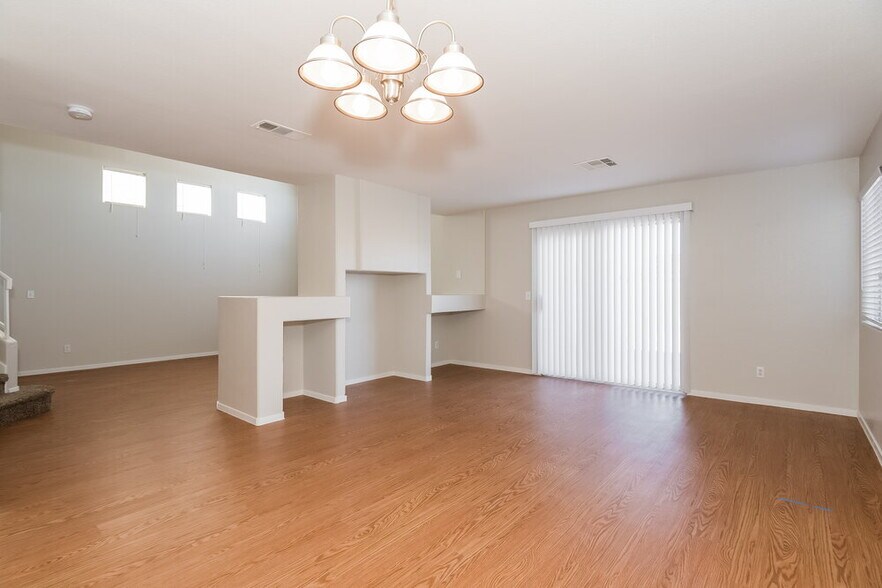 Building Photo - 2110 Big Boulder Dr