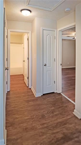 Building Photo - 2885 Center St