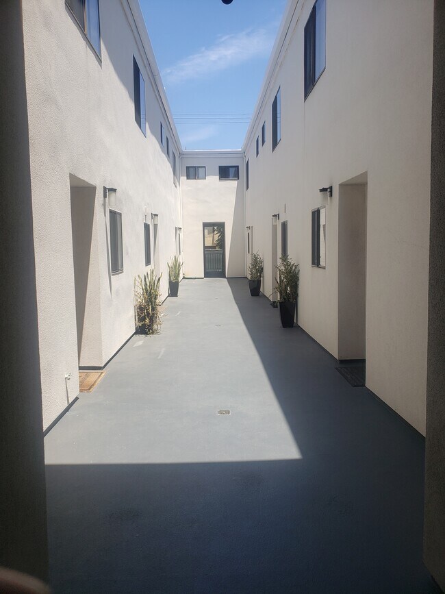 1830 Colby Ave 1830 Colby Ave Los Angeles CA 90025 Apartment Finder