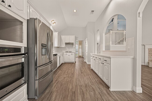 Building Photo - 16523 Wax Mallow Dr