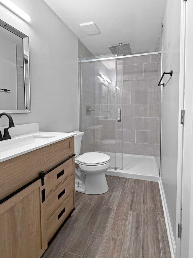 Building Photo - Luxury Fully Renovated 2-Bedroom with Brand-New Finishes – Minutes from Cordova Mall and NAS Pens...