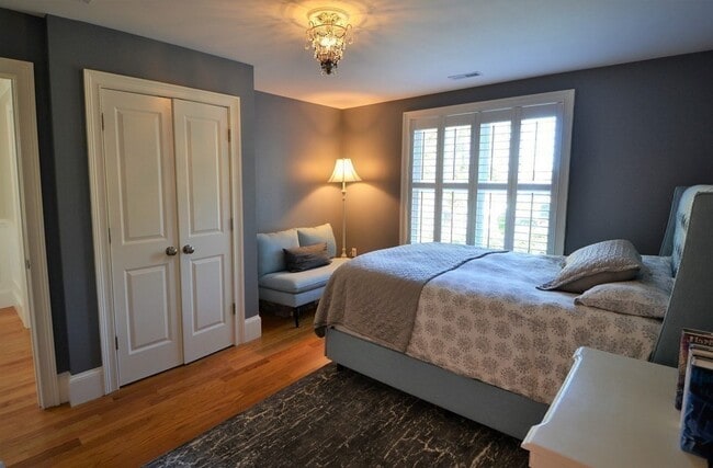 Building Photo - 11 Tufts Rd