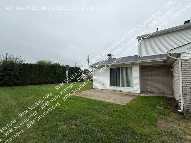 Building Photo - 5441 Patricia Ave