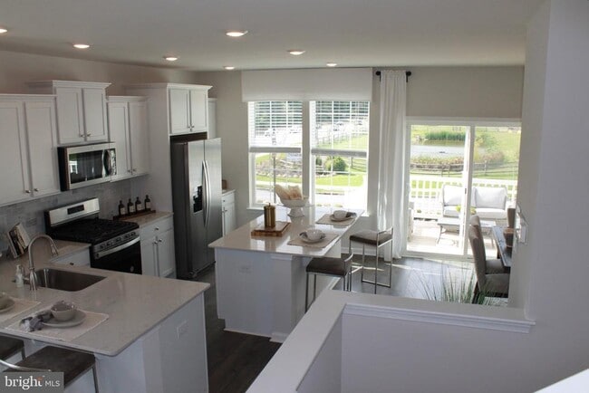 Building Photo - 404 Monte Farm Rd