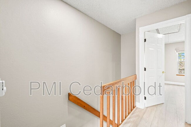 Building Photo - 2578 E Nichols Cir